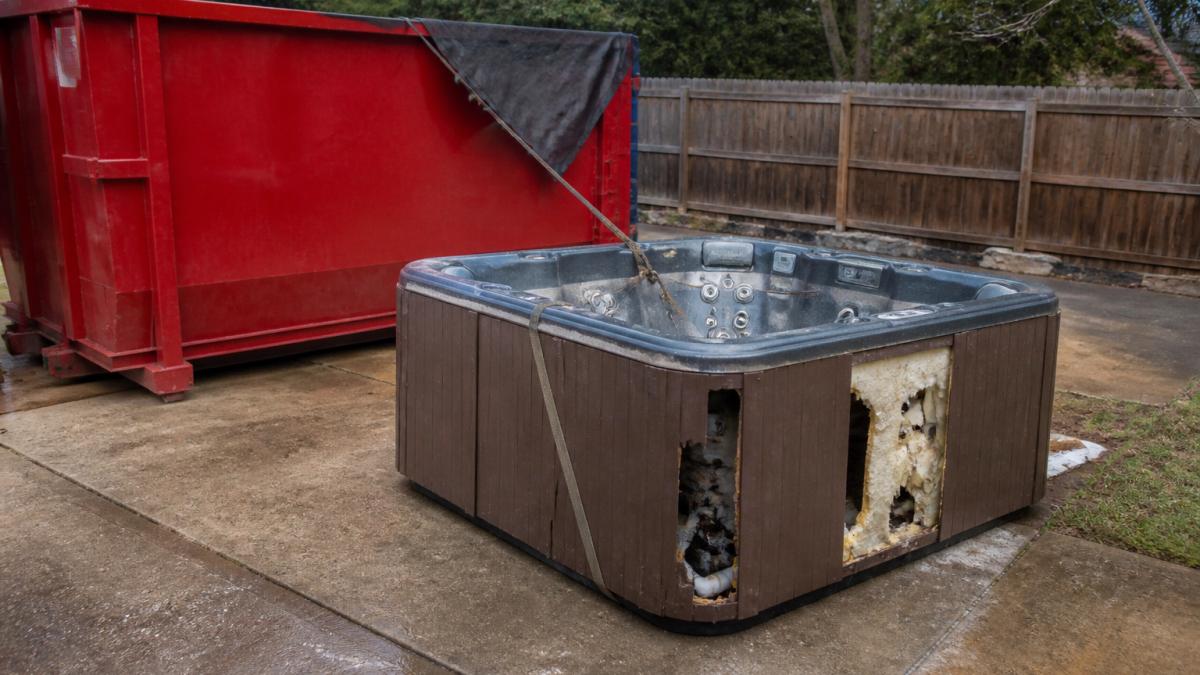 how-to-dispose-of-an-old-hot-tub-in-austin-2026-guide-1790635601-1